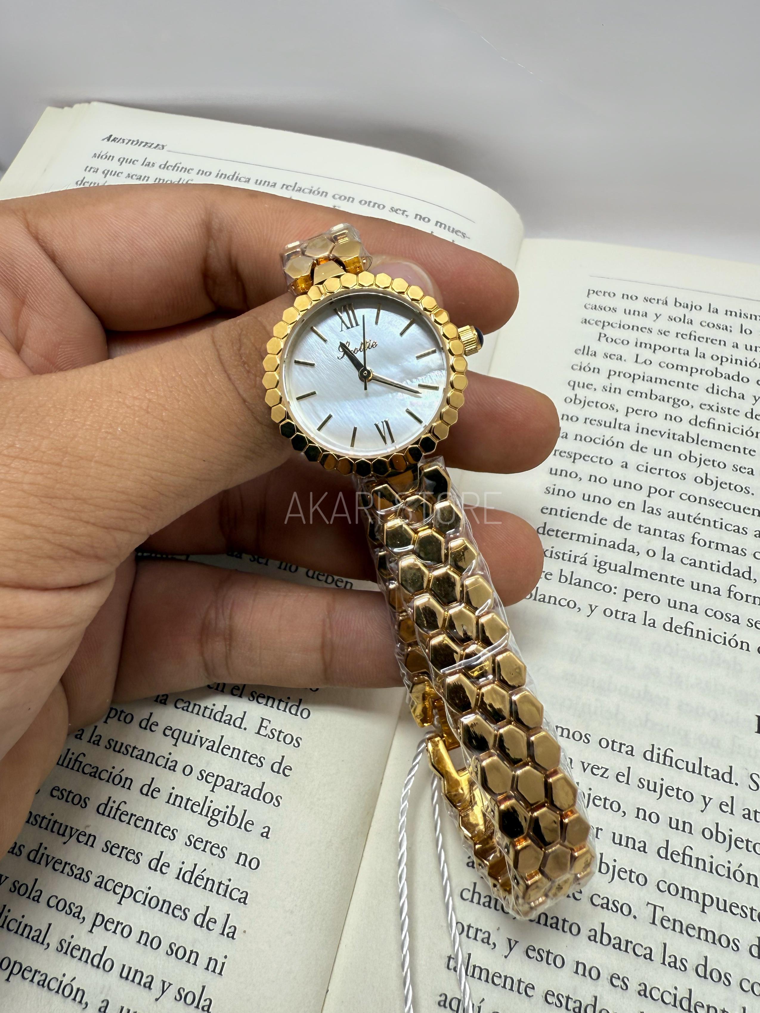 Reloj circular con dial