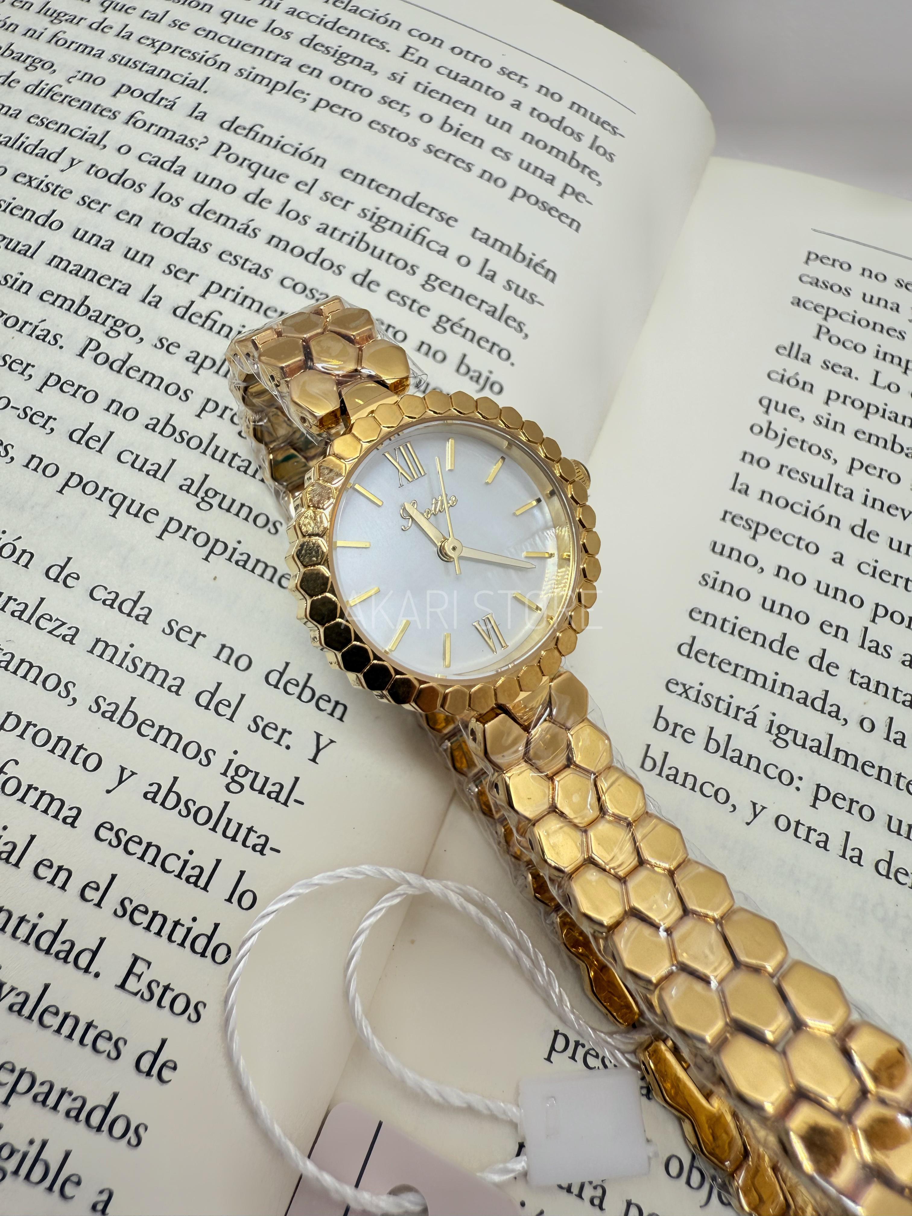 Reloj circular con dial