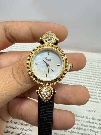 Reloj correa de cuerina