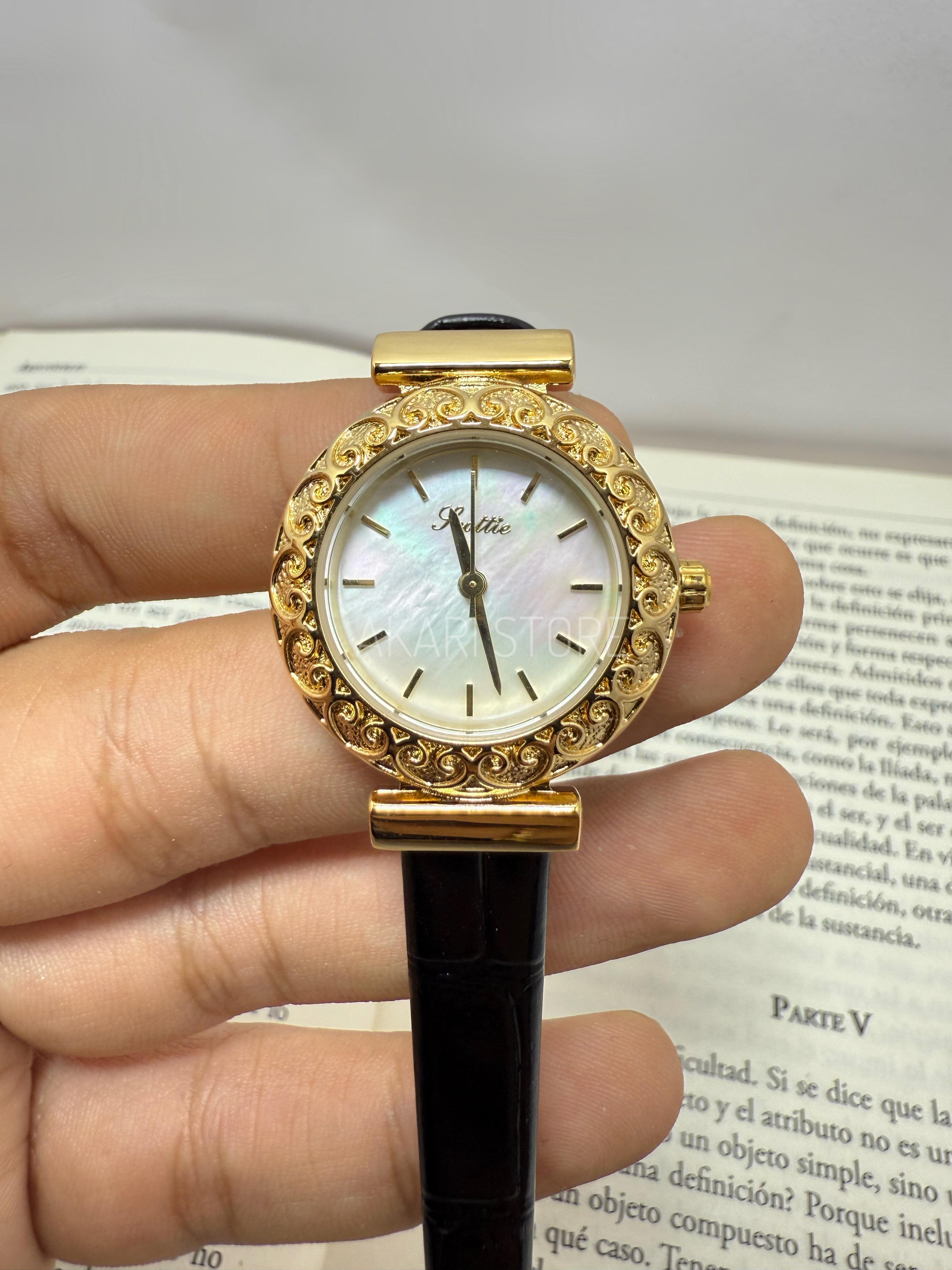 Reloj correa cuerina