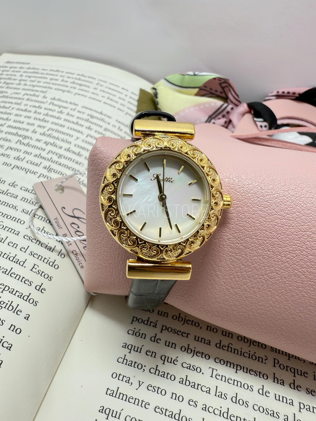 Reloj correa cuerina