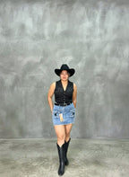 Looks chaleco con amarre negro