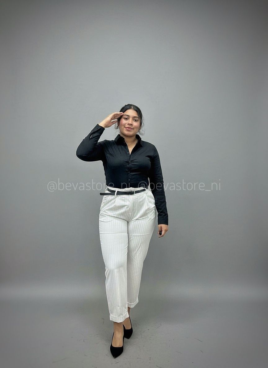 Looks pantalón de vestir blanco con rayas