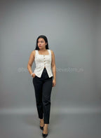 Looks pantalón de pinzas negro