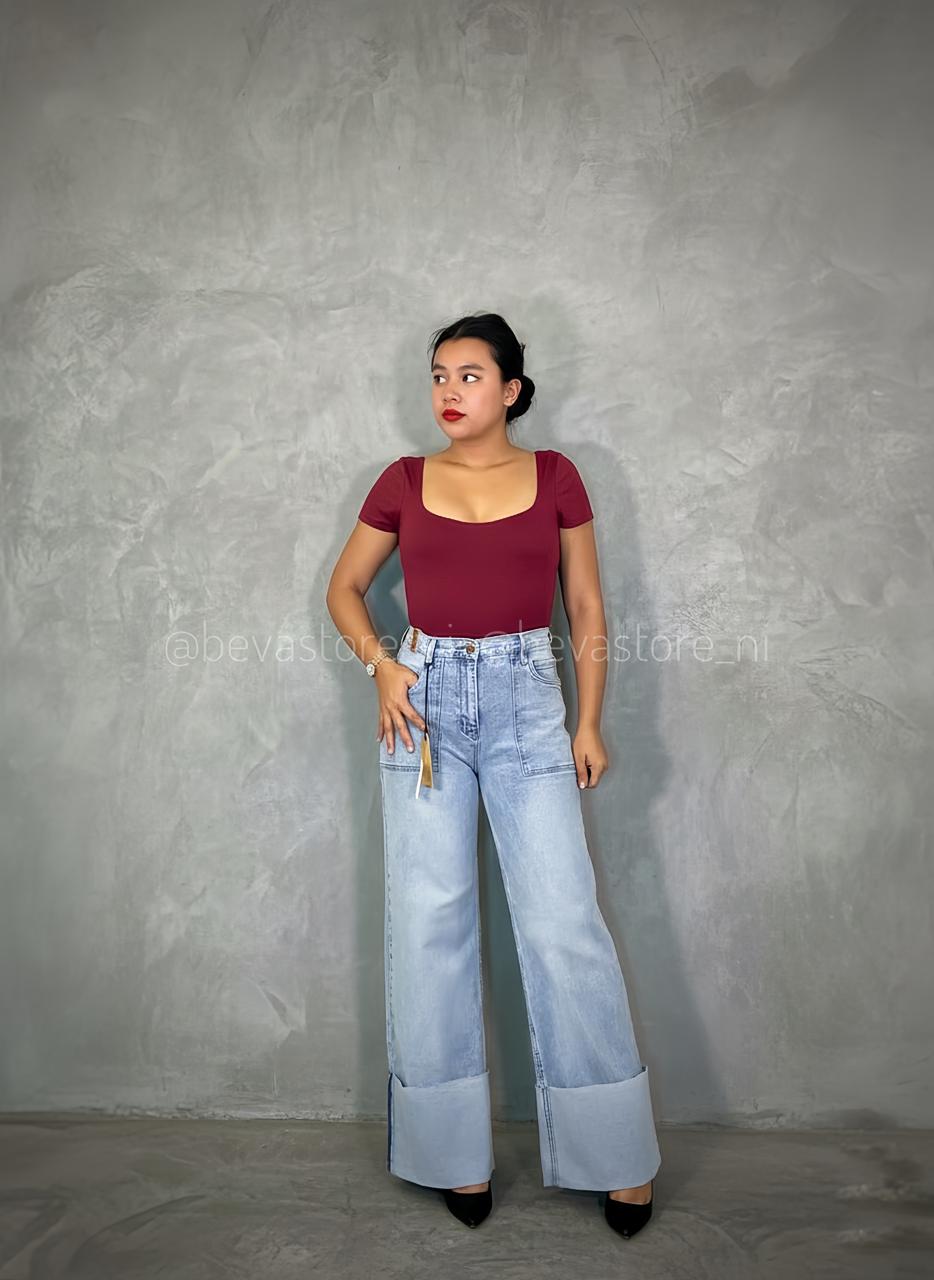 Looks BodySuit cuello cuadrado rojo vino