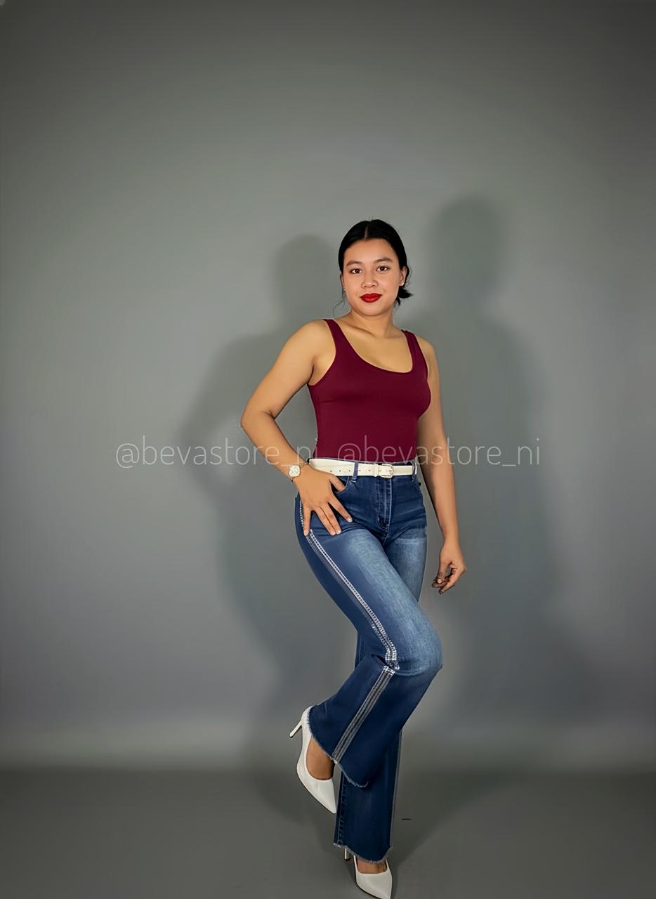 Looks bodySuit sin mangas rojo vino