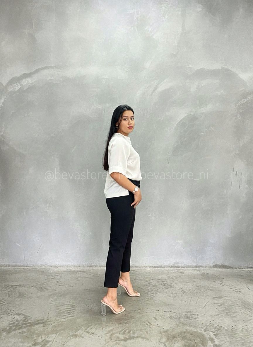 Looks blusa satinada blanca