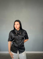 Blusa manga corta satinada