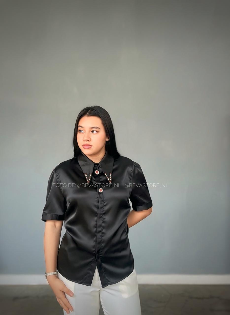 Blusa manga corta satinada