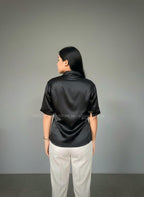 Blusa manga corta satinada