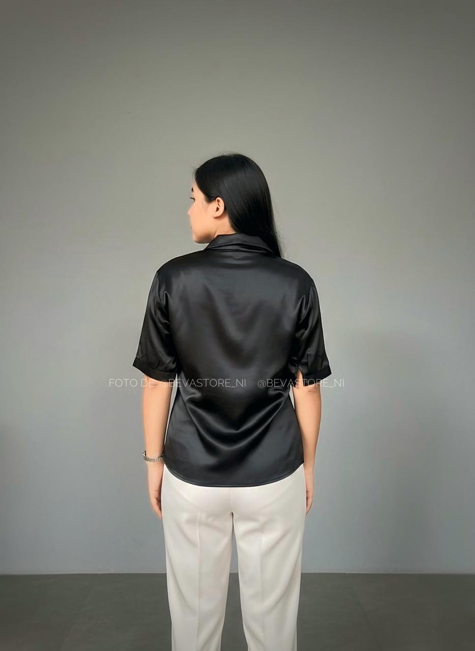 Blusa manga corta satinada