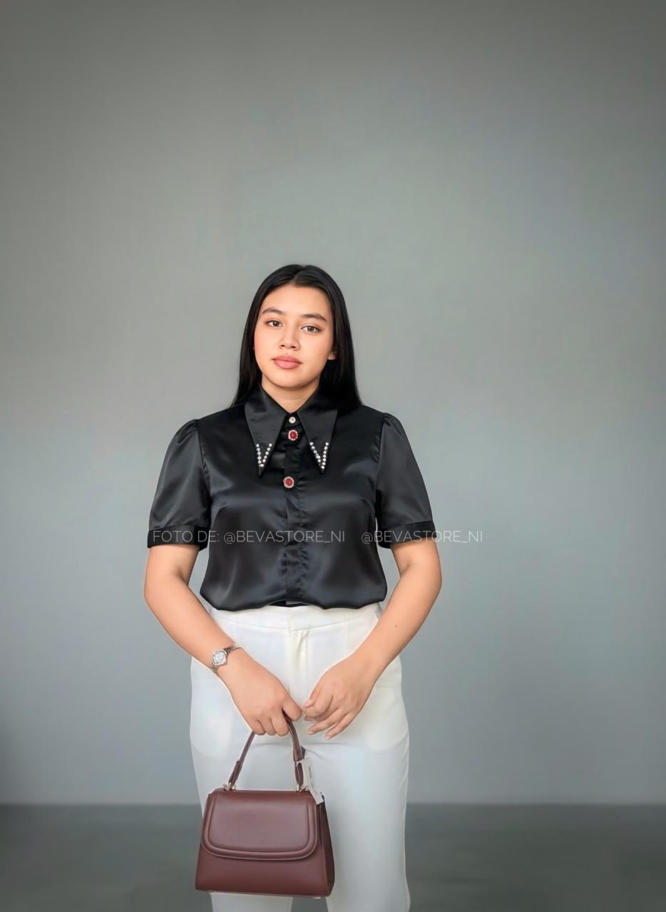 Blusa manga corta satinada