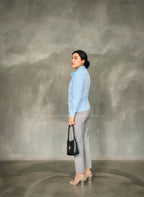 Camisa manga larga con rosa 3D