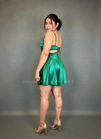 Vestido corto verde esmeralda