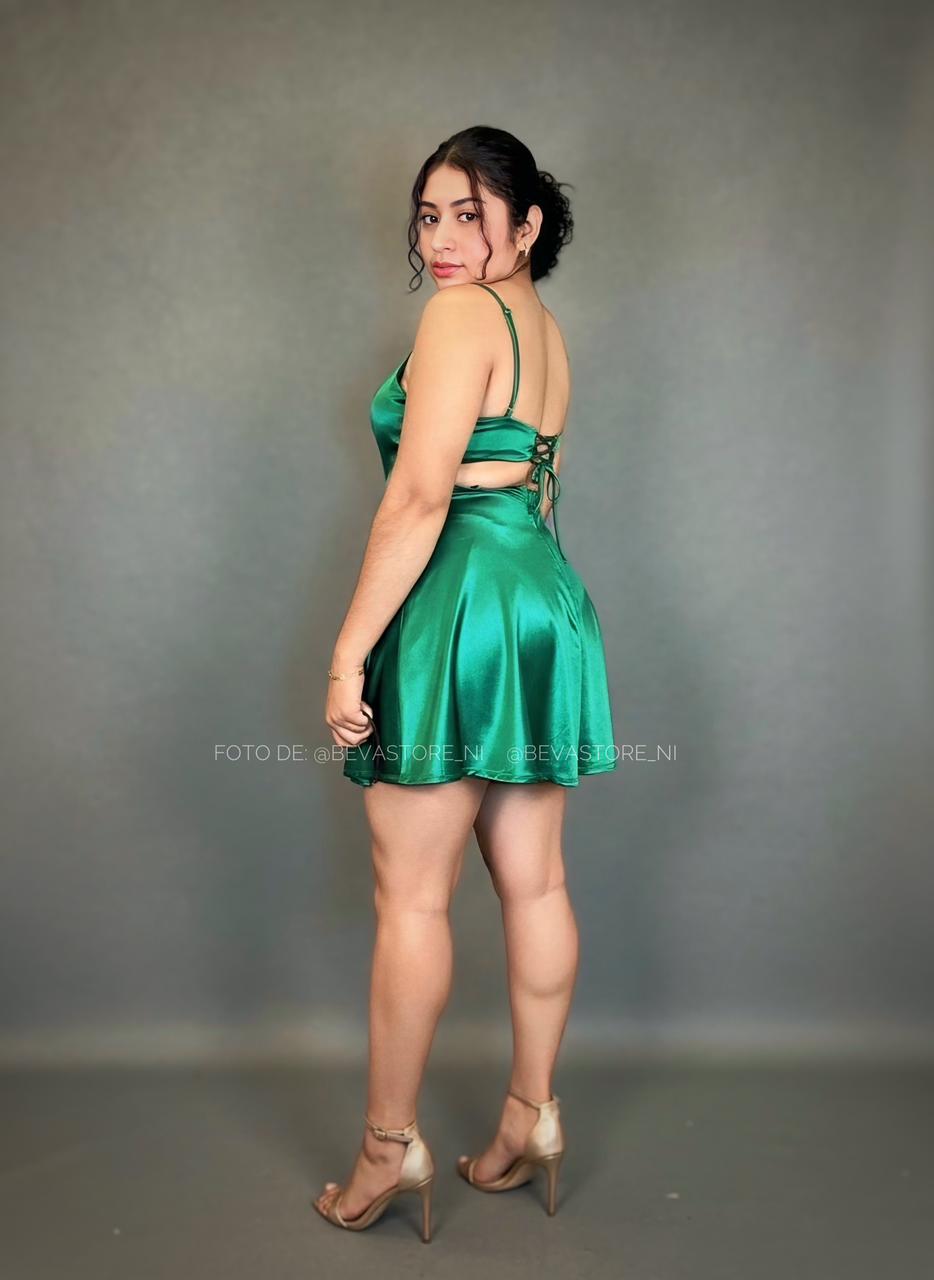 Vestido corto verde esmeralda
