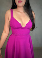 Vestido rosa maravilla con detalles dorado. City Triangles