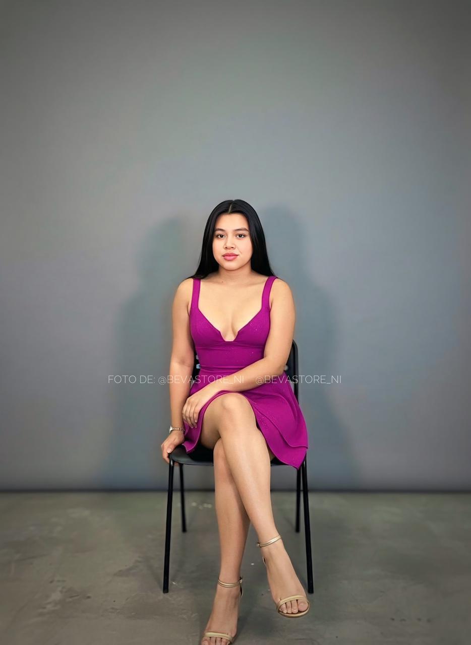 Vestido rosa maravilla con detalles dorado. City Triangles