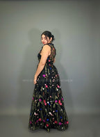 Vestido negro floral City Studio