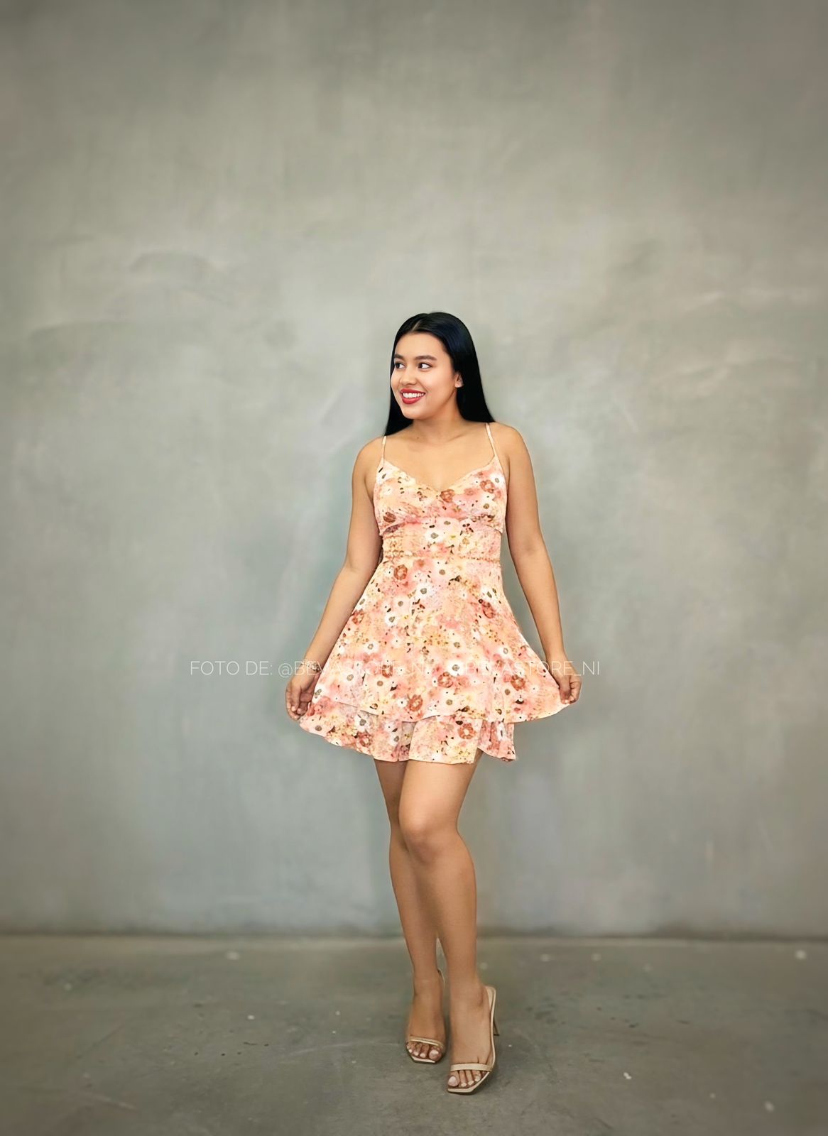 Vestido naranja floral