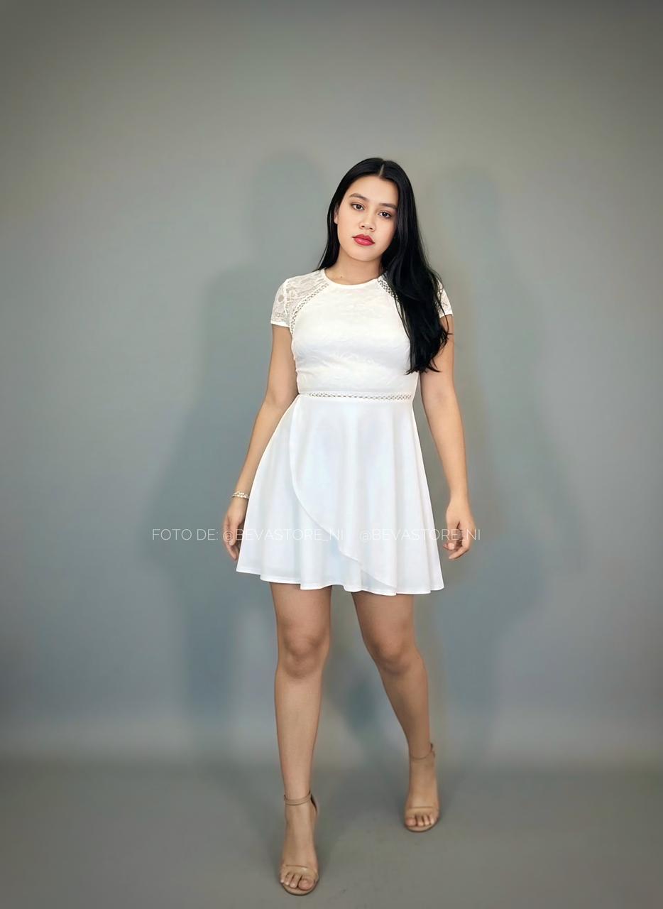 Vestido corto blanco