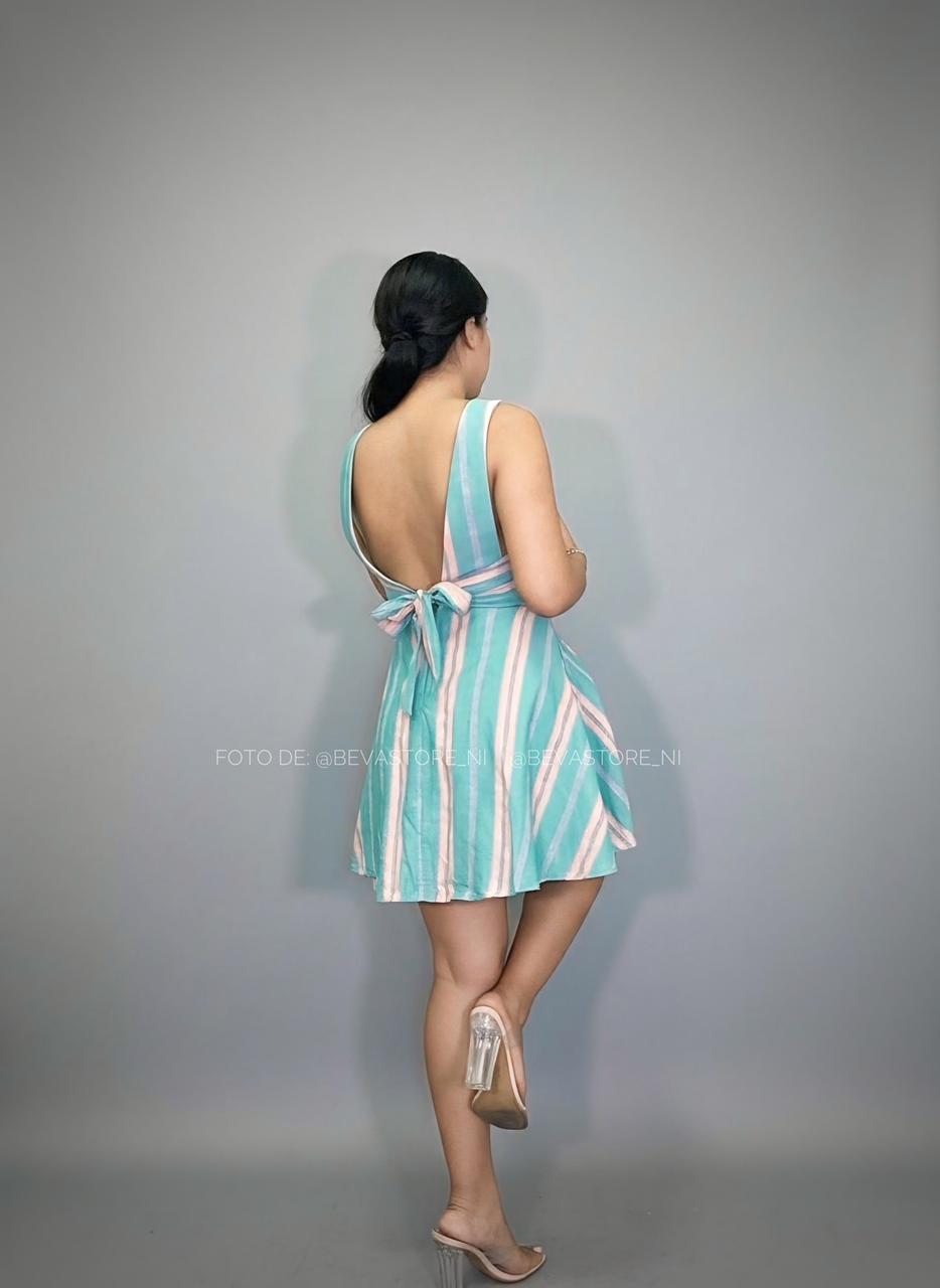 Vestido corto verde rayado