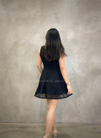 Vestido corto calado