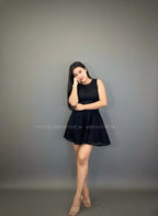 Vestido corto calado