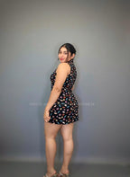 Vestido corto negro de sombrilla