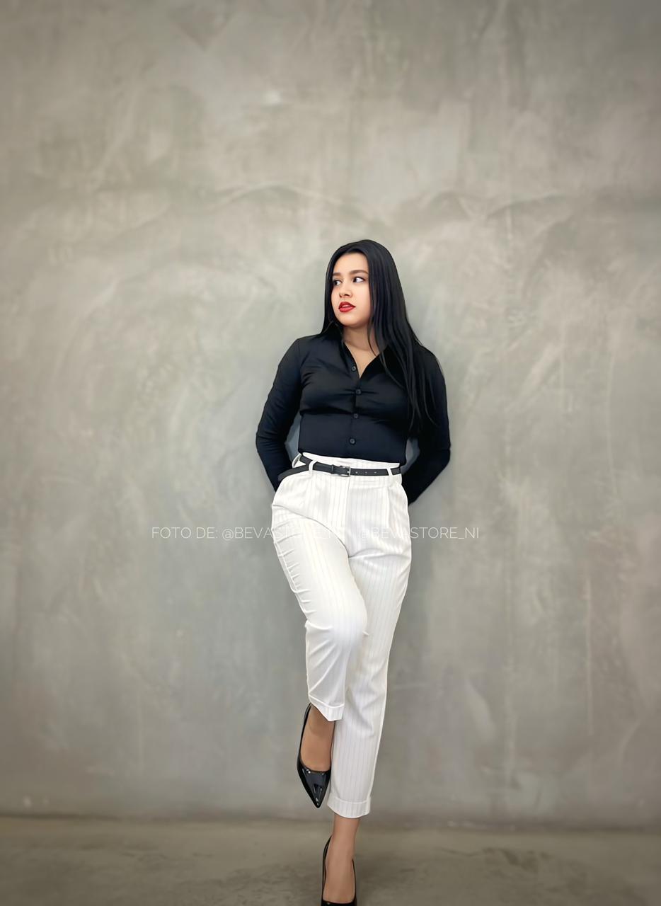 Looks camisa manga larga  negra con botones