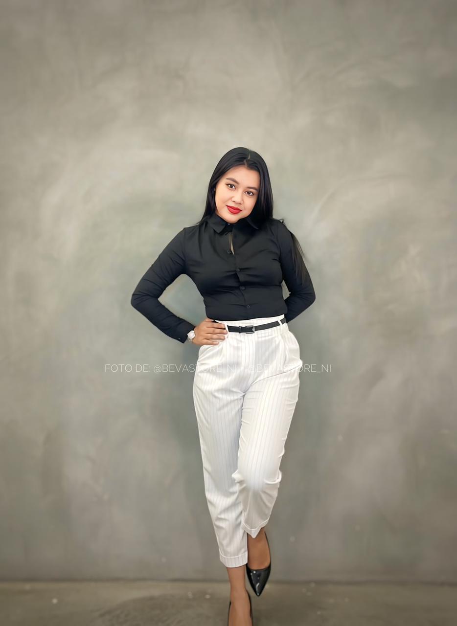 Camisa de manga larga con botones