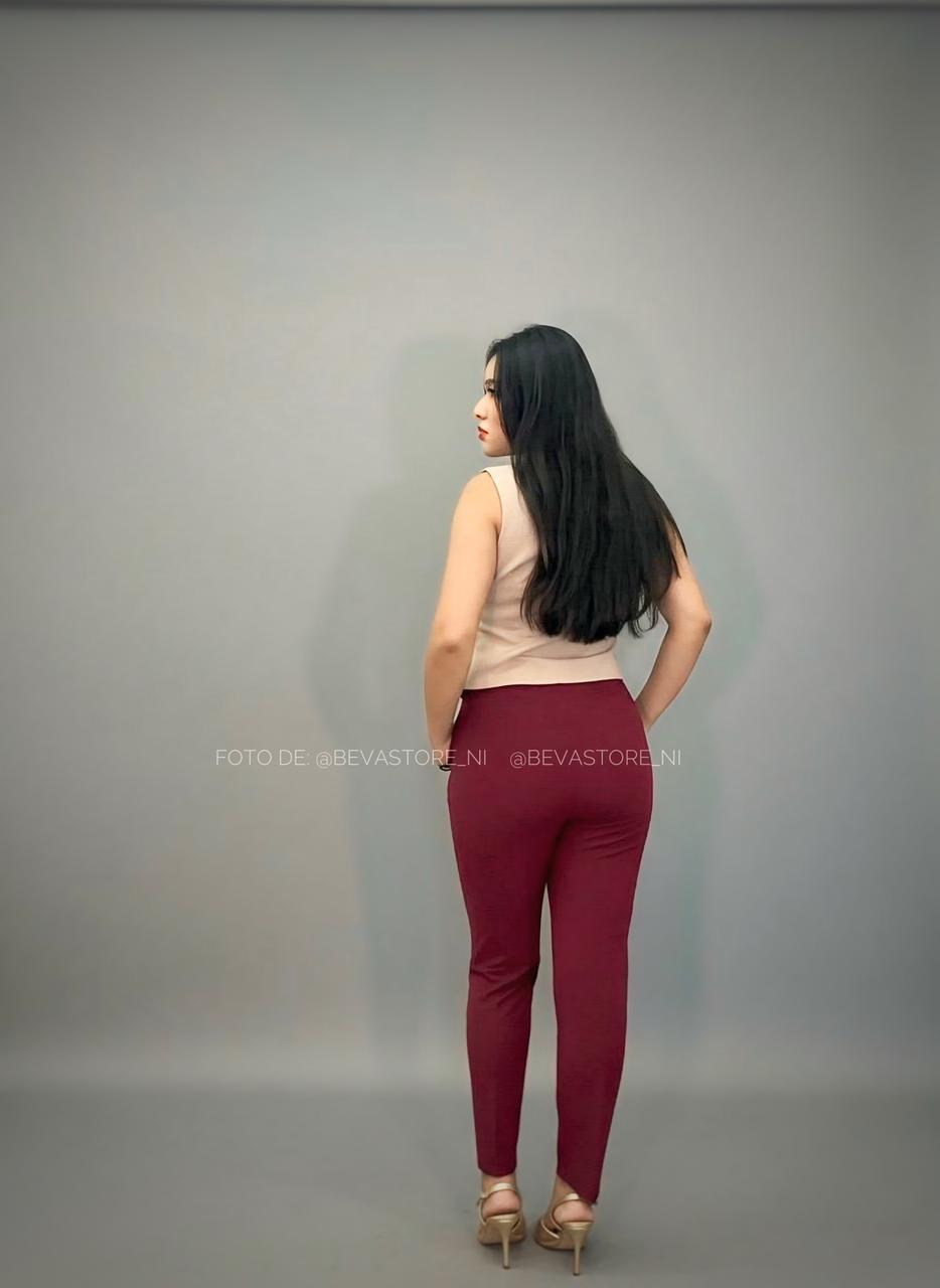 Looks chaleco de lino beige