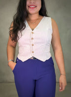 Chaleco rayado con lazo en la espalda