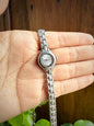 Reloj minimalista circular