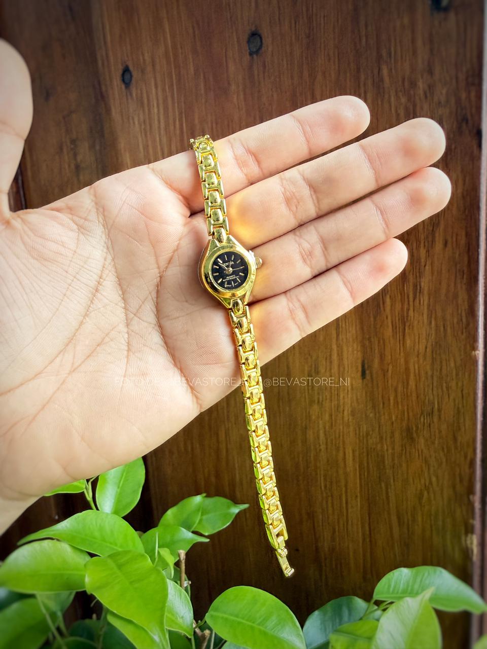 Reloj minimalista circular