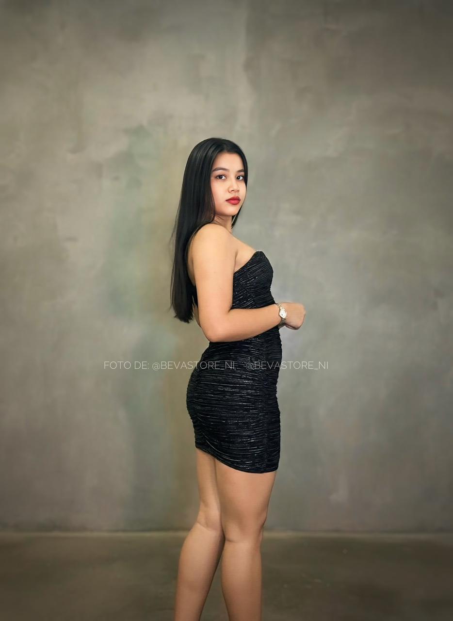 Vestido Xiomara negro con líneas azules