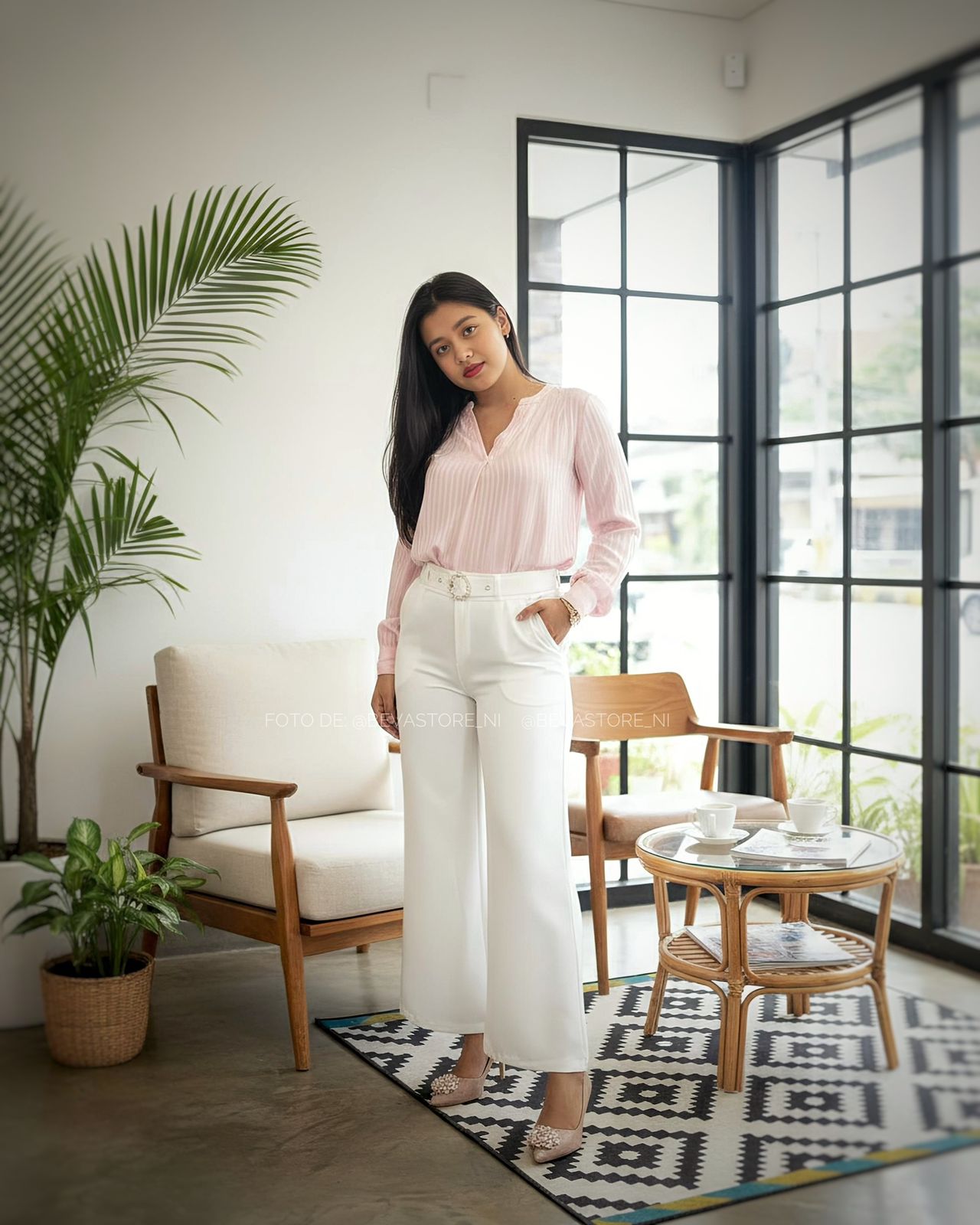 Blusa plisada de manga larga