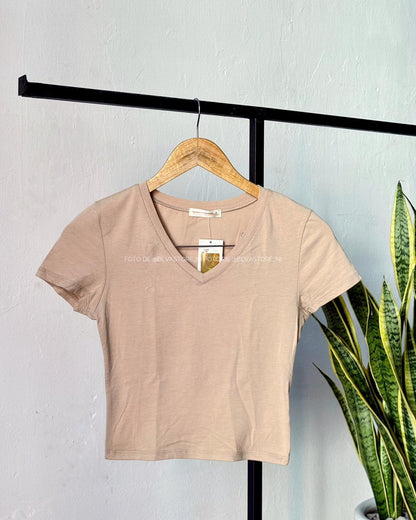 Crop top en cuello V