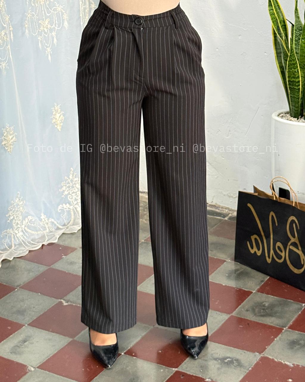 Pantalón Tania negro con rayas