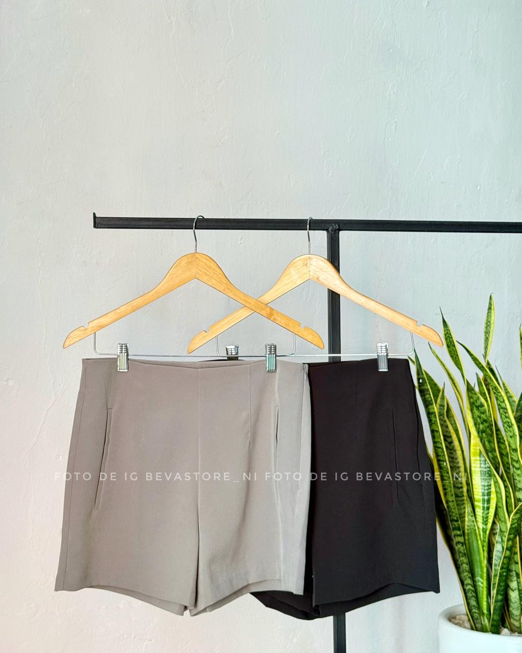Short de pinza Mariana gris
