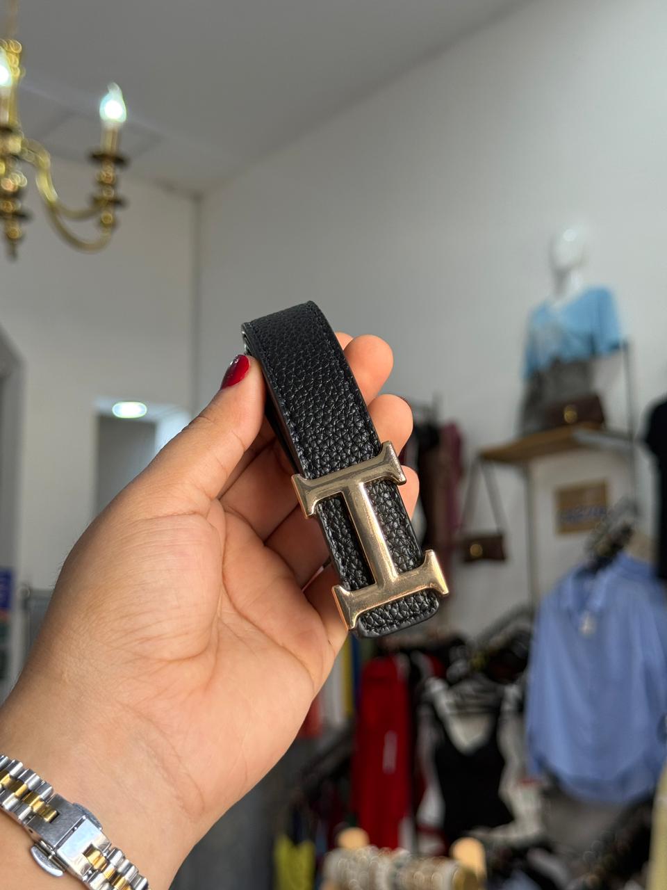 Cinturón negro H
