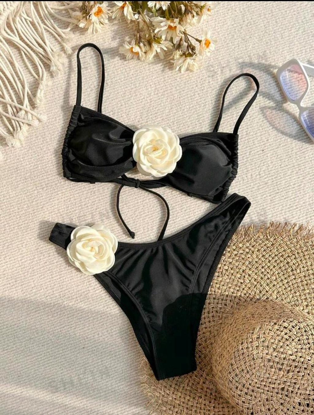 Traje de baño de dos rosas