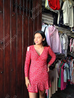 Vestido rojo manga larga.