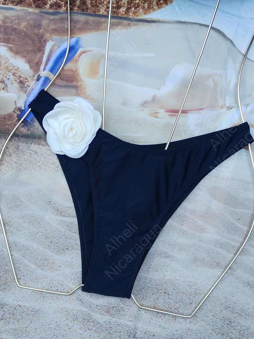 Traje de baño de dos rosas