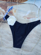 Traje de baño de dos rosas