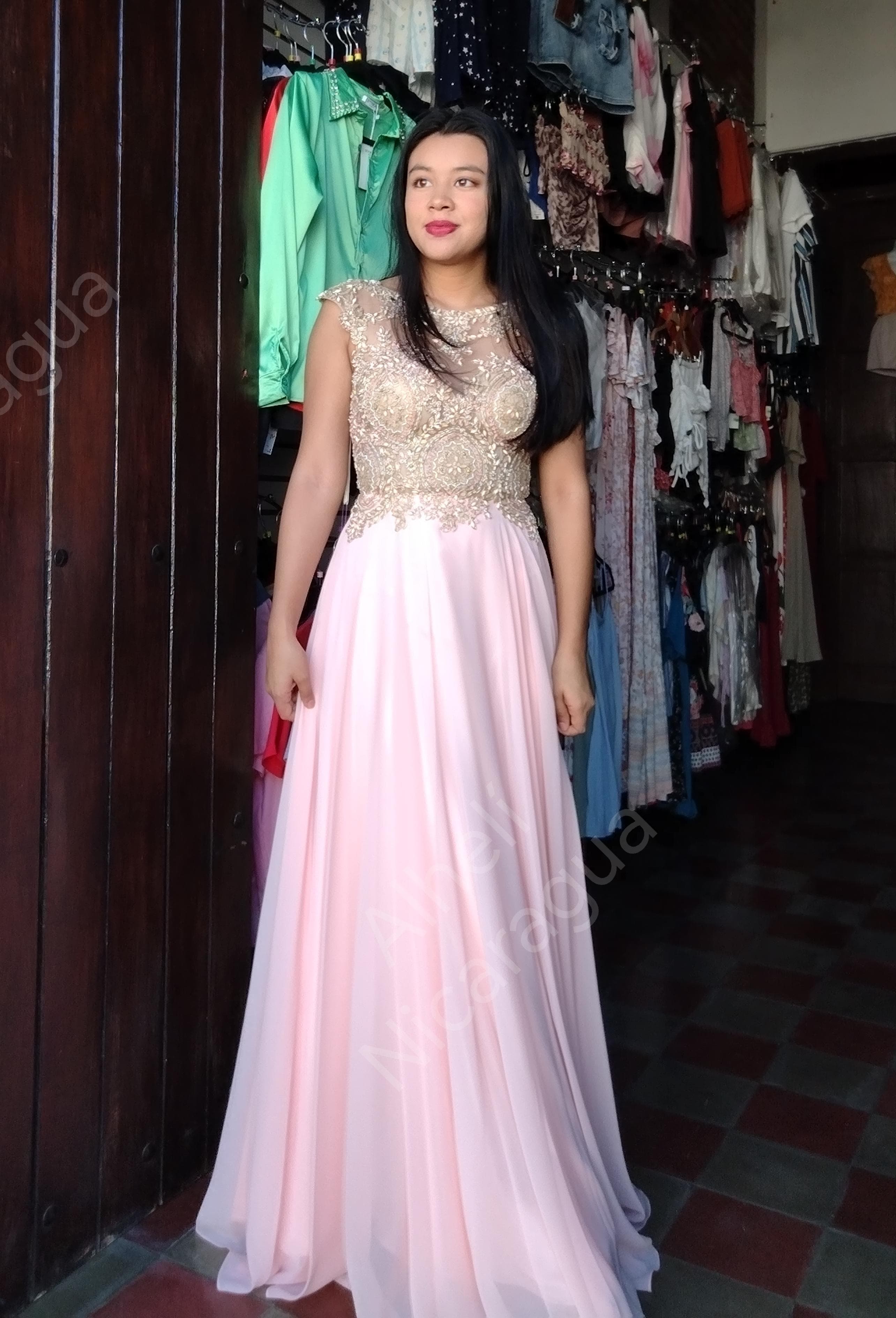 Vestido color Blush Rosa brillante Abby Paris
