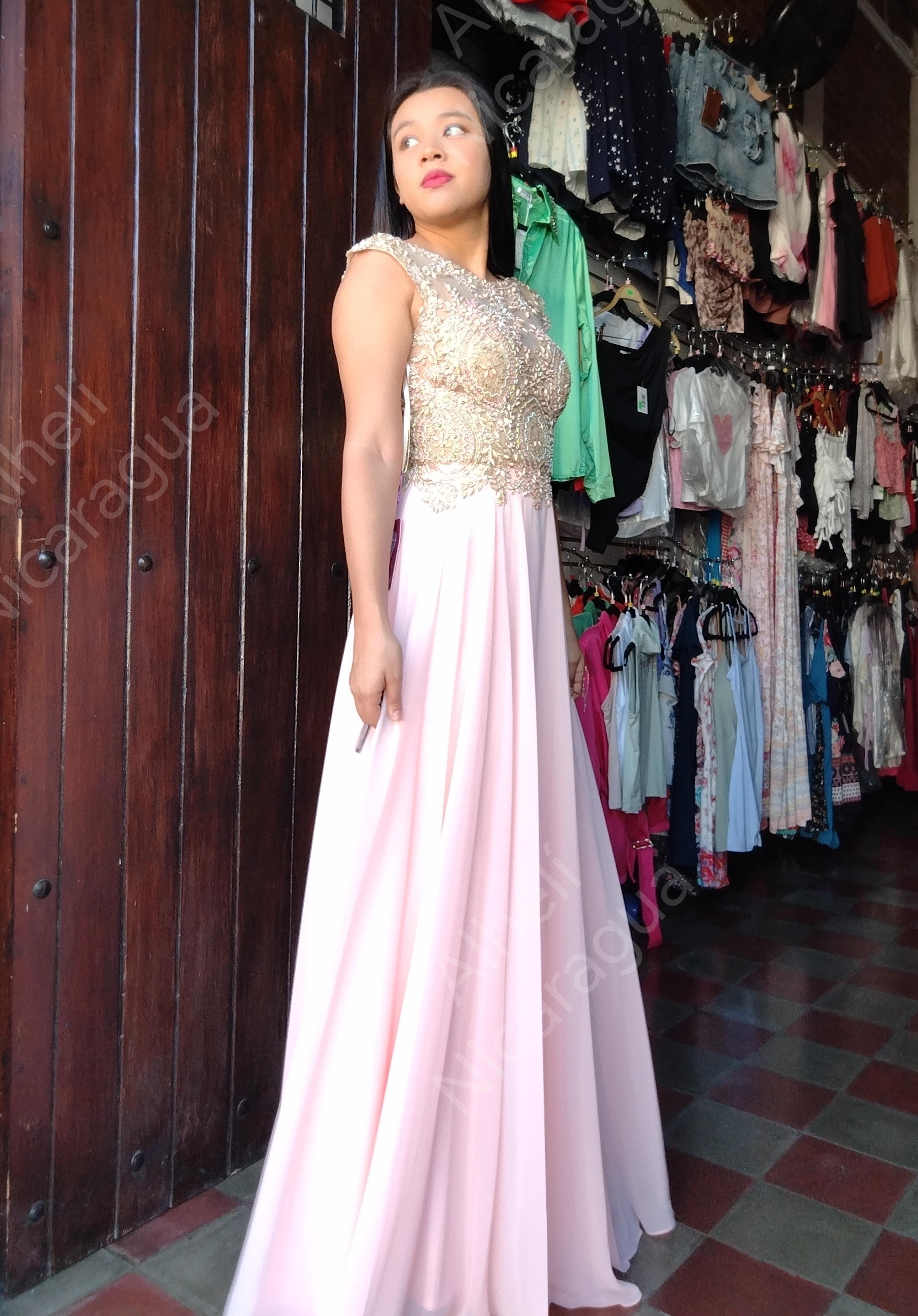Vestido color Blush Rosa brillante Abby Paris