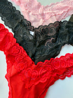 Set de 3 tangas con parches de encaje para mujer para el Día de San Valentín