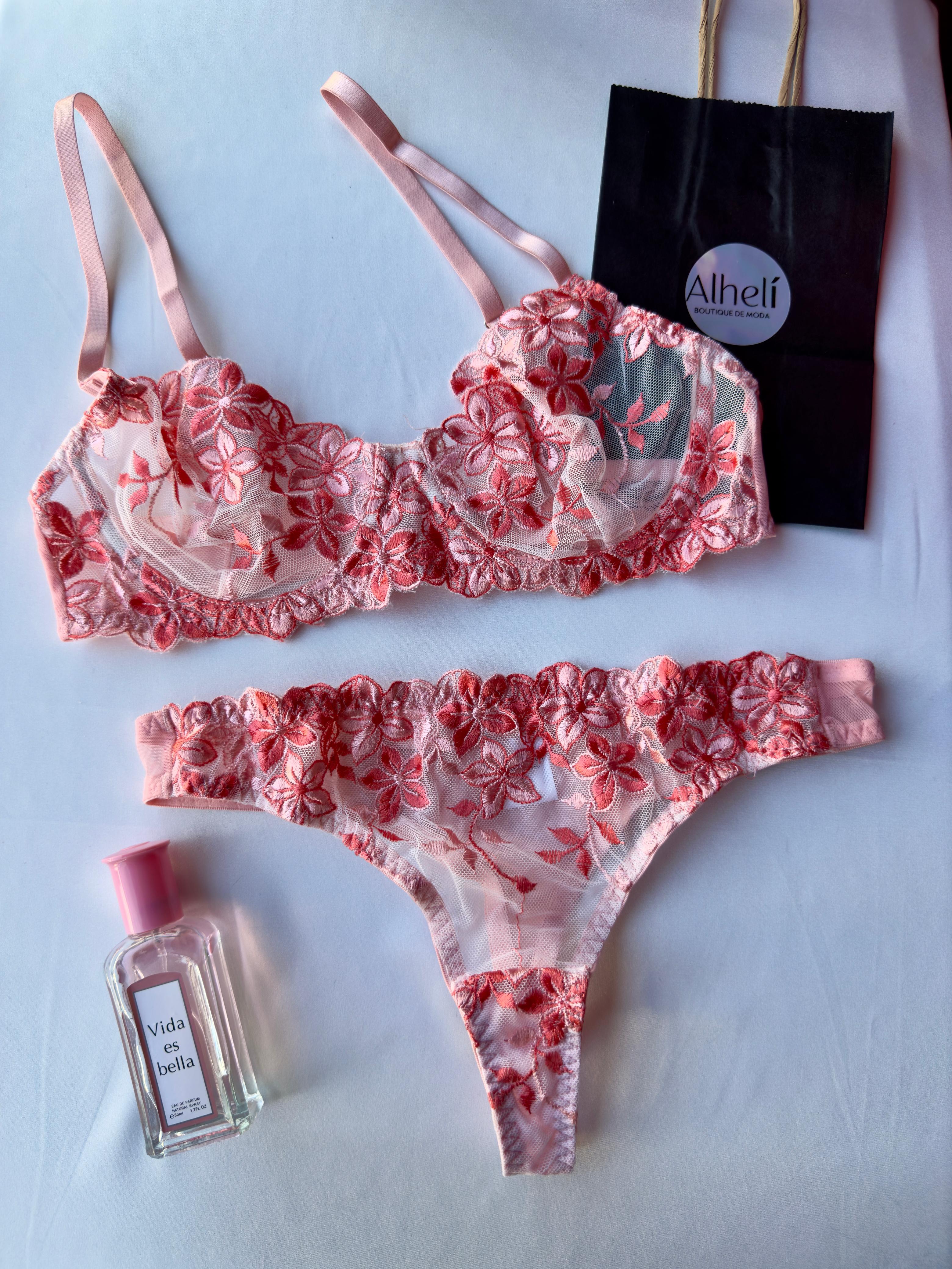 Lencería con bordado floral romántica 2 piezas