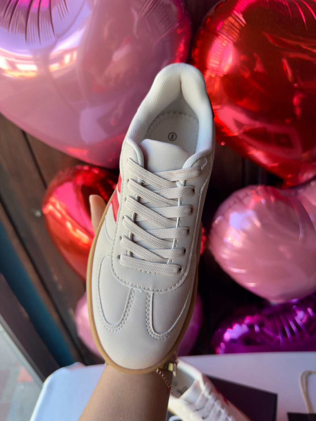 Tennis Sneakers de plataforma blanco y rojo