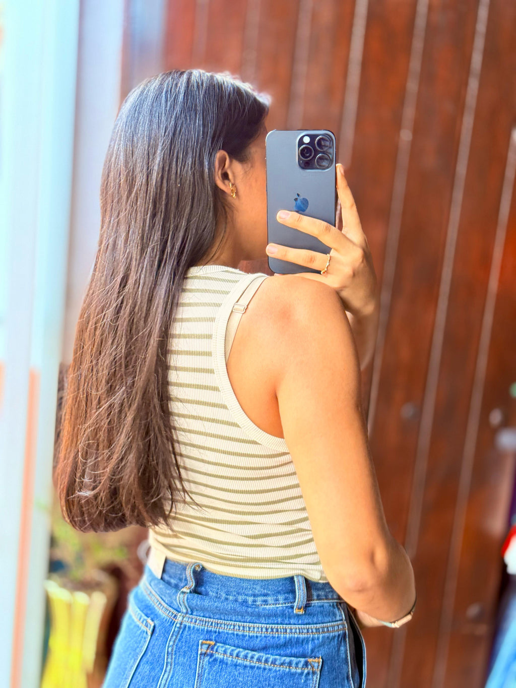 Top rayado sin mangas